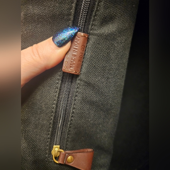 Burberry Haymarket Check Alma Style Tote w/ COA - Picture 13 of 13